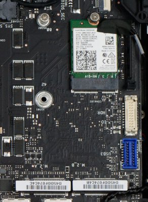 Игровой ПК в рюкзаке: обзор Intel NUC Hades Canyon
