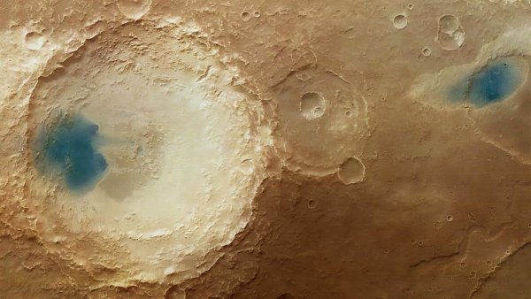 Космический аппарат Mars Express показал потрясающие снимки Марса