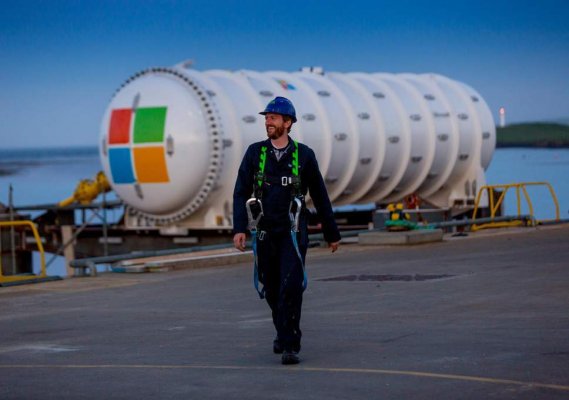 На дно! Microsoft отправила дата-центр под воду