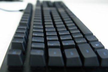 Обзор игровой клавиатуры Logitech G513 Carbon — Внешний вид и эргономика. 2