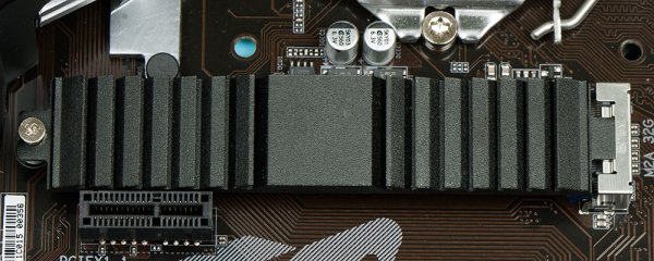 Материнская плата GIGABYTE B360 AORUS Gaming 3 WIFI — Внешний вид. 9