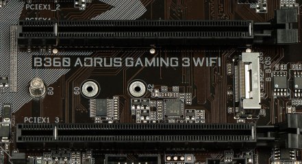 Материнская плата GIGABYTE B360 AORUS Gaming 3 WIFI — Внешний вид. 10