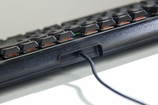 Обзор игровой клавиатуры Gamdias Hermes P3 — Подключение. 1