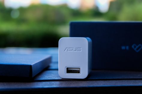 Обзор ASUS ZenFone 5 — недорогой флагман — Внешний вид и комплектация. 2
