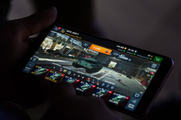 ASUS представили в России смартфон ZenFone Max Pro (M1)