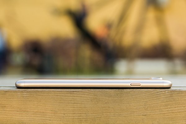 Обзор BQ Slim — симпатичный бюджетник — Внешний вид. 9