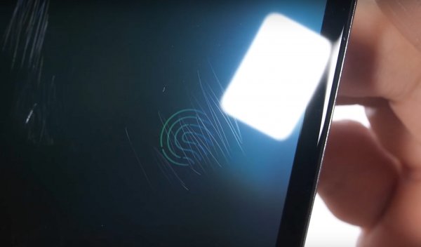 Выдвижная камера в Vivo NEX S не сломается от давления