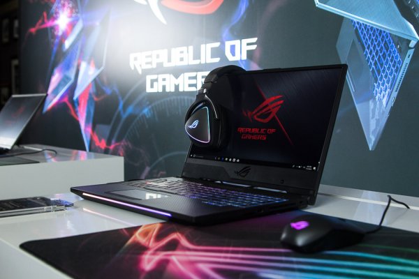 ASUS объявил о старте продаж ноутбуков ROG Strix SCAR II и Hero II