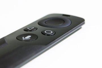 Nvidia Shield TV: облачный гейминг — новый уровень — Пульт управления и контроллер Shield. 3