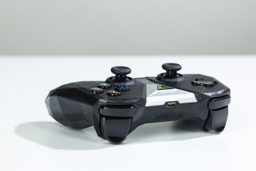 Nvidia Shield TV: облачный гейминг — новый уровень — Пульт управления и контроллер Shield. 17