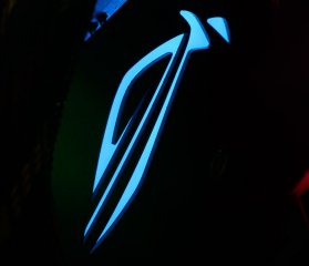 Гибриды идут: ASUS ROG Poseidon GTX 1080 Ti — Внешний вид, особенности конструкции. 10