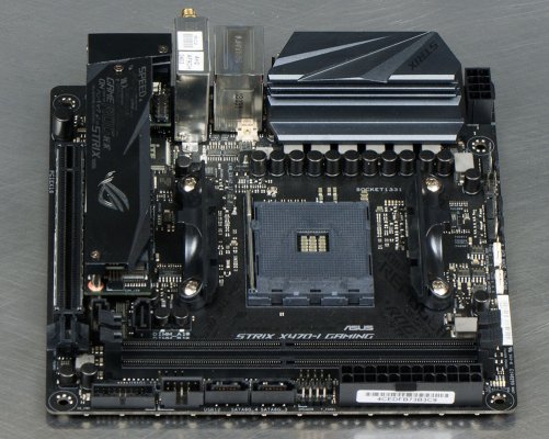 Обзор материнской платы ASUS ROG Strix X470-I Gaming — Внешний вид. 1