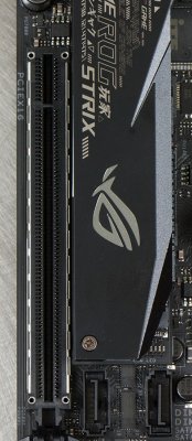 Обзор материнской платы ASUS ROG Strix X470-I Gaming — Внешний вид. 9