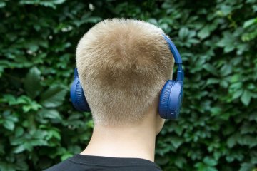 Обзор JBL TUNE600BTNC — шумоподавление в массы — Внешний вид и эргономика. 9