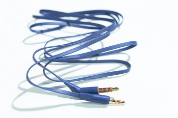 Обзор JBL TUNE600BTNC — шумоподавление в массы — Управление и подключение. 3