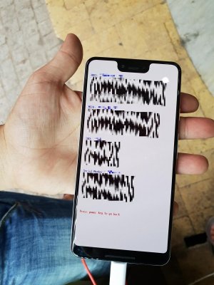 Слитые фото Google Pixel 3 XL: большая челка и крышка из стекла