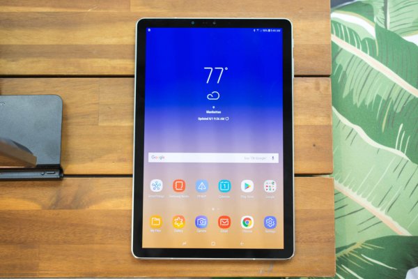 Новый флагманский планшет от Samsung с лёгкостью заменит ноутбуки