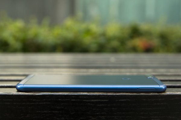 Обзор Honor 7C Pro — достойный фаблет за разумные деньги — Внешний вид. 12