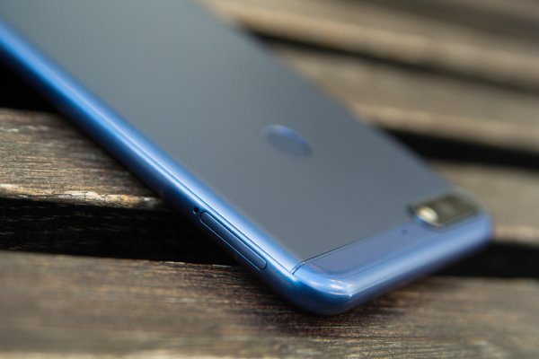 Обзор Honor 7C Pro — достойный фаблет за разумные деньги — Внешний вид. 15