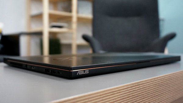 Новый игровой ноутбук Asus Zephyrus S стал тоньше и легче, но не мощнее