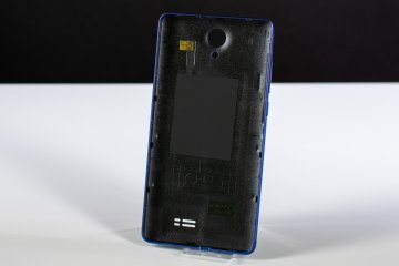 Обзор BQ Contact — NFC любой ценой — Внешний вид. 6