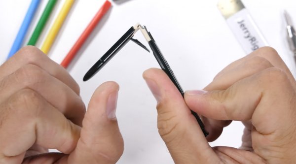 Galaxy Note 9 достойно прошёл тесты на прочность, но его стилус всё запорол