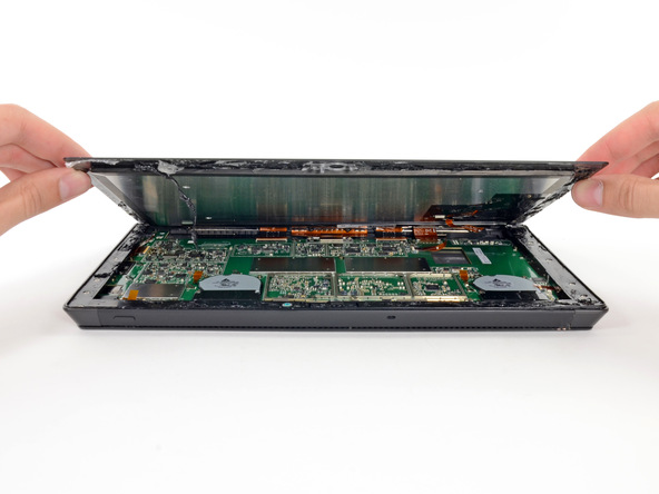iFixit низко оценили ремонтопригодность Surface Pro