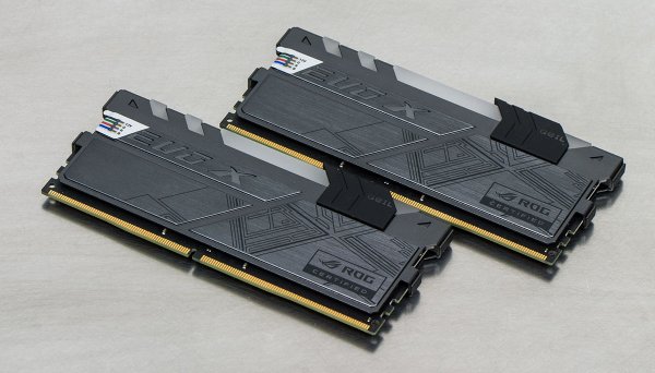 Светошоу в комплекте: Geil EVO X ROG edition DDR4-3000 — Внешний вид. 2