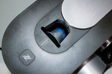 Обзор кофемашины Nespresso Expert — Внешний вид. 10