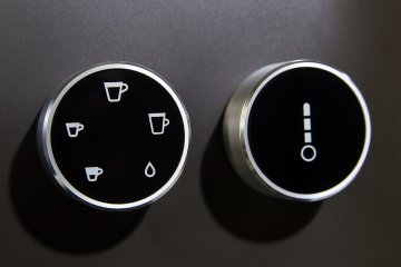 Обзор кофемашины Nespresso Expert — Внешний вид. 7