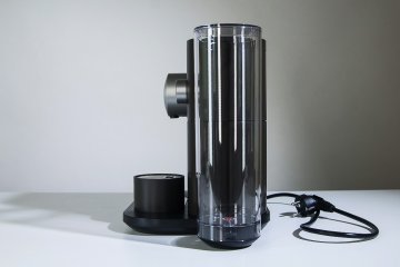 Обзор кофемашины Nespresso Expert — Внешний вид. 5