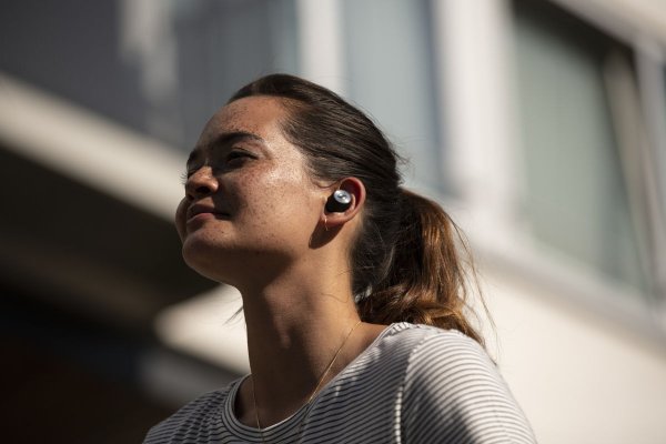 Sennheiser покажет на IFA 2018 свои первые беспроводные вакуумные наушники