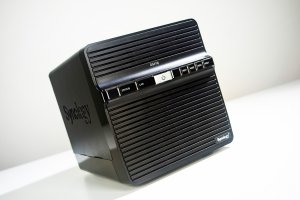 Обзор Synology DiskStation DS418j — Ваш личный Trashbox — Внешний вид. 6