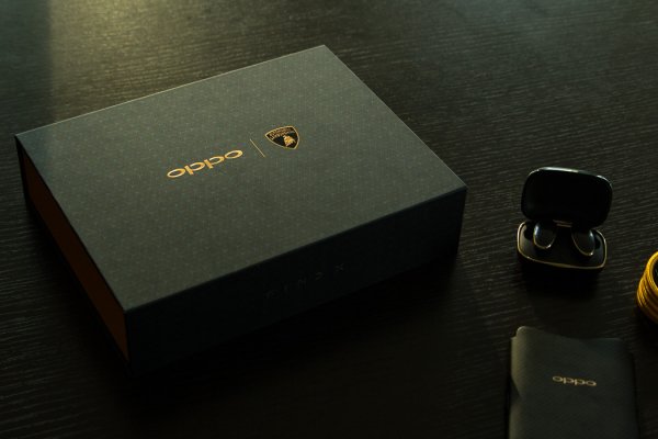 В Москве показали OPPO Find X Lamborghini Edition