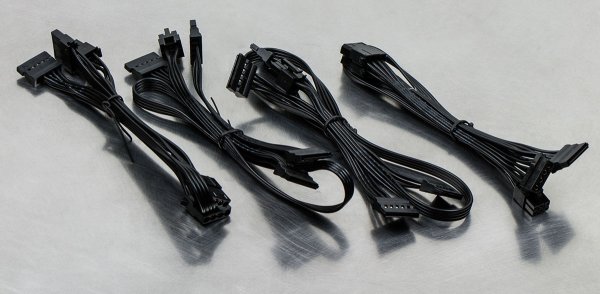 Обзор игрового БП ThunderX3 Plexus 1000 — Комплектация. 6