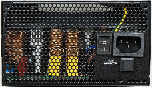 Обзор игрового БП ThunderX3 Plexus 1000 — Внешний вид, платформа. 5