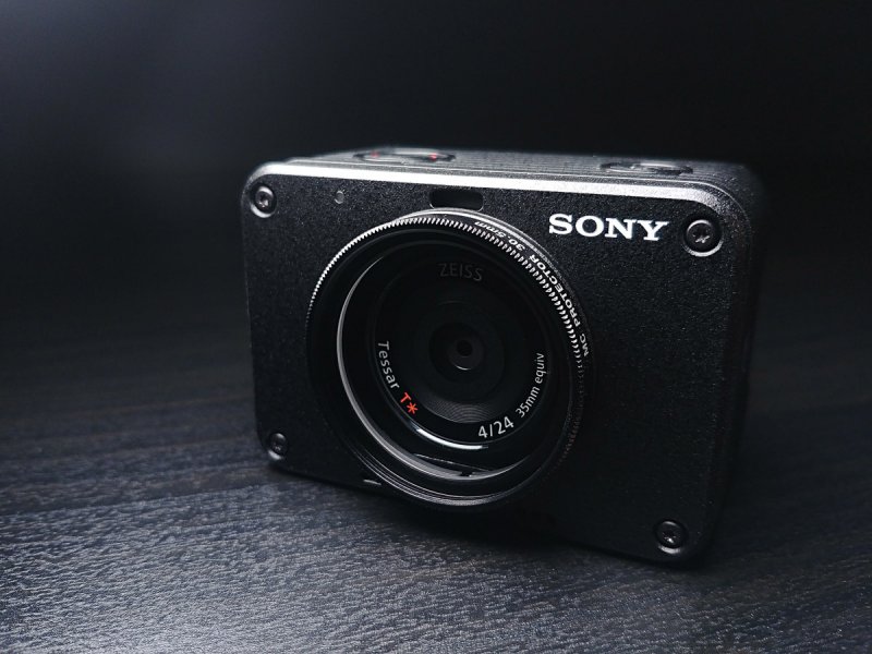 Обзор камеры Sony RX0