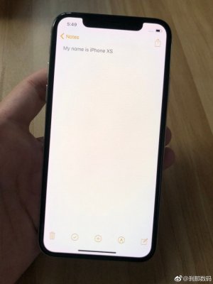 Apple не укомплектует новые iPhone быстрой зарядкой