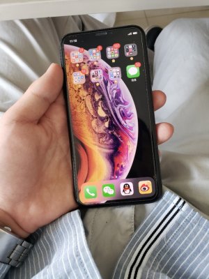 Apple не укомплектует новые iPhone быстрой зарядкой