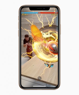 Apple показала первые iPhone с двумя SIM-картами
