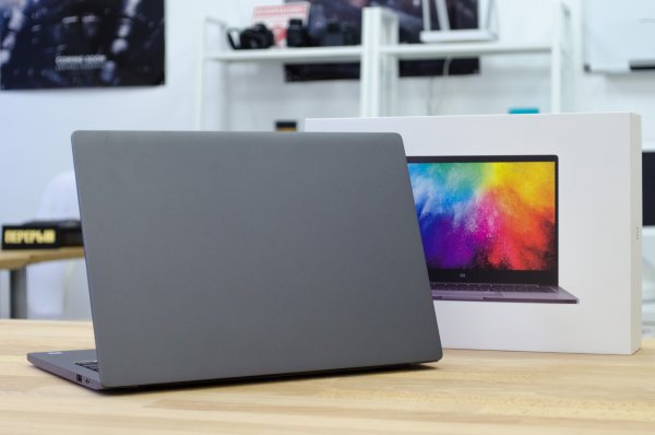 Обзор Xiaomi Mi Notebook Air 13.3 — рабочая машинка — Внешний вид. 2
