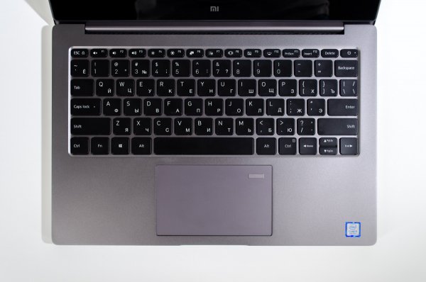 Обзор Xiaomi Mi Notebook Air 13.3 — рабочая машинка — Тачпад и клавиатура. 1