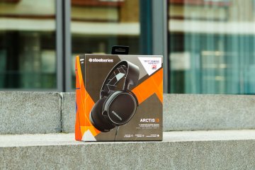 Обзор игровой гарнитуры SteelSeries Arctis 3 — Упаковка и комплект поставки. 1