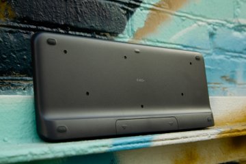 Мультимедийный комбайн: обзор Logitech K400+ — Внешний вид и эргономика. 10