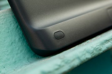 Мультимедийный комбайн: обзор Logitech K400+ — Внешний вид и эргономика. 11