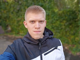 Селфи-мастер: обзор TECNO CAMON X