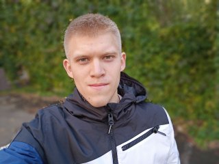 Селфи-мастер: обзор TECNO CAMON X