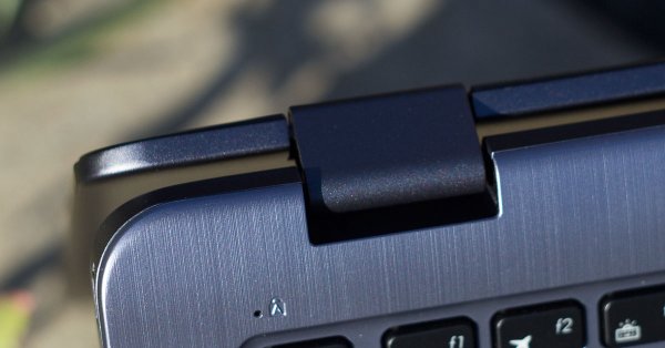 Два в одном флаконе: ASUS VivoBook Flip TP410UA — Комплектация, внешний вид. 3