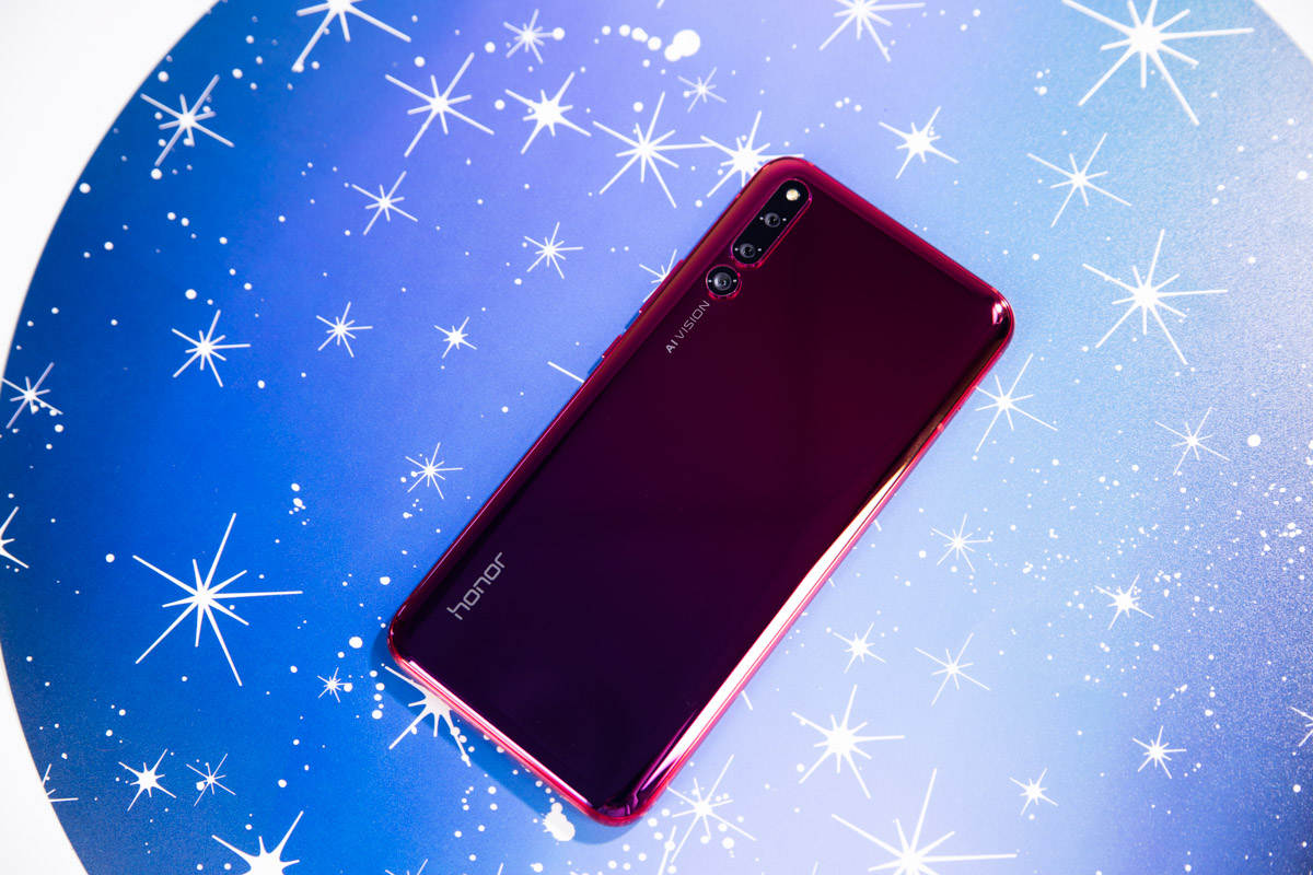 Альтернативная безрамочность: обзор Honor Magic 2