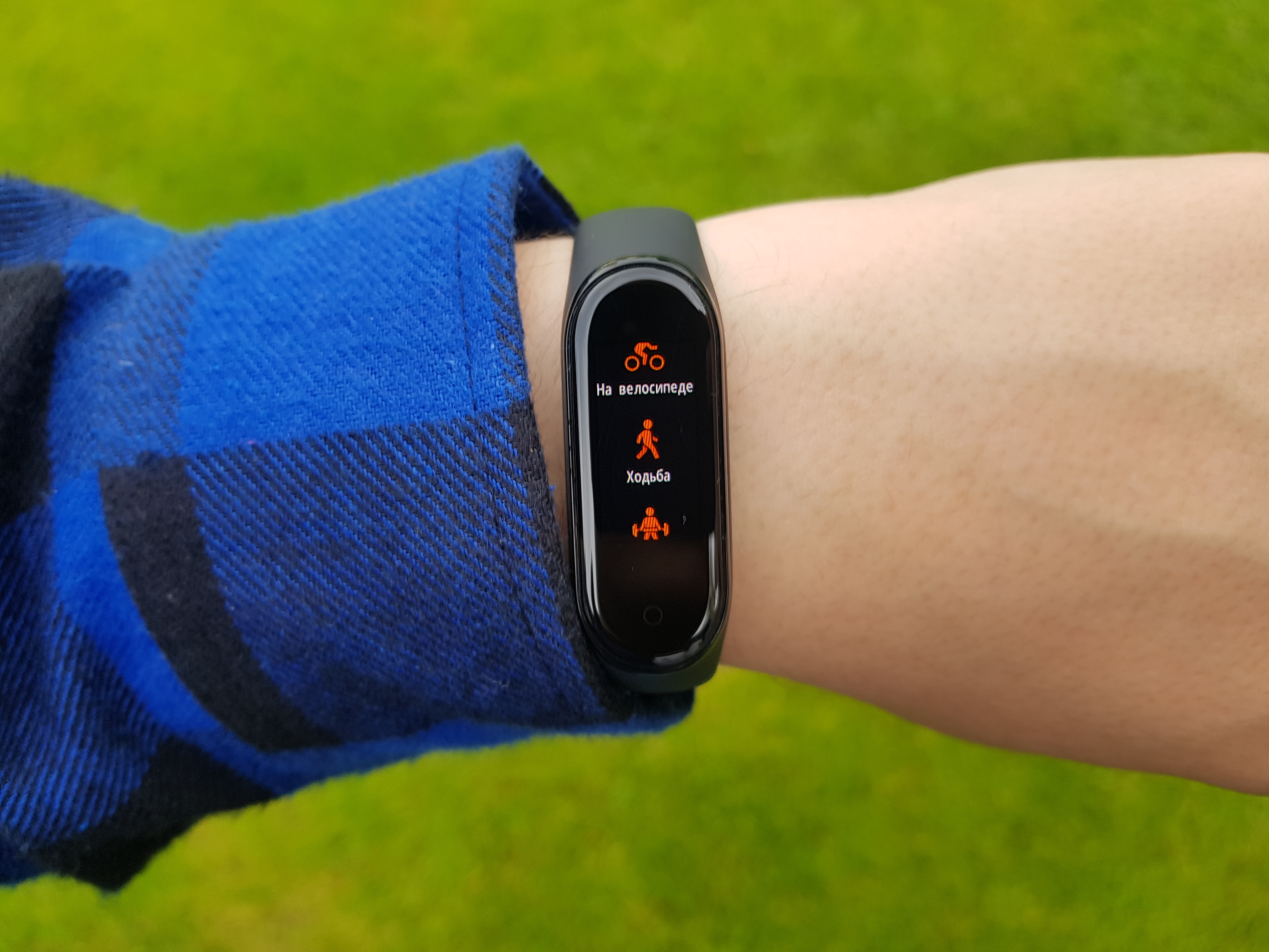 Топ за свои деньги. Обзор Xiaomi Mi Band 4